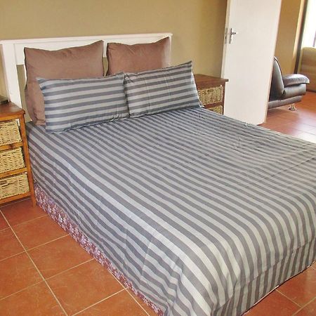 Starfish Surf House Villa Джефрис Бей Екстериор снимка